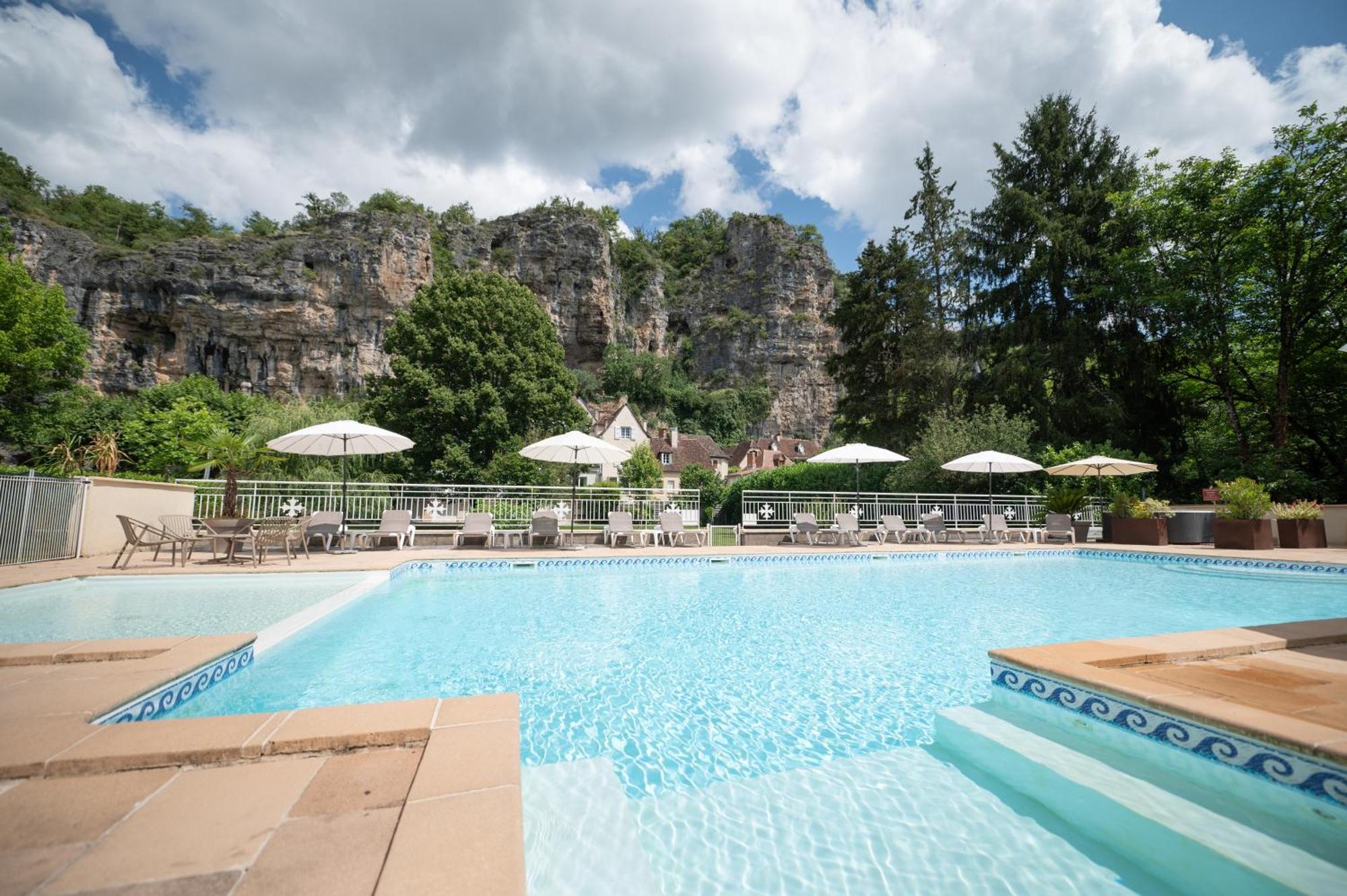 Logis Hotels - Hotel Restaurant Domaine Les Falaises 马特尔 外观 照片